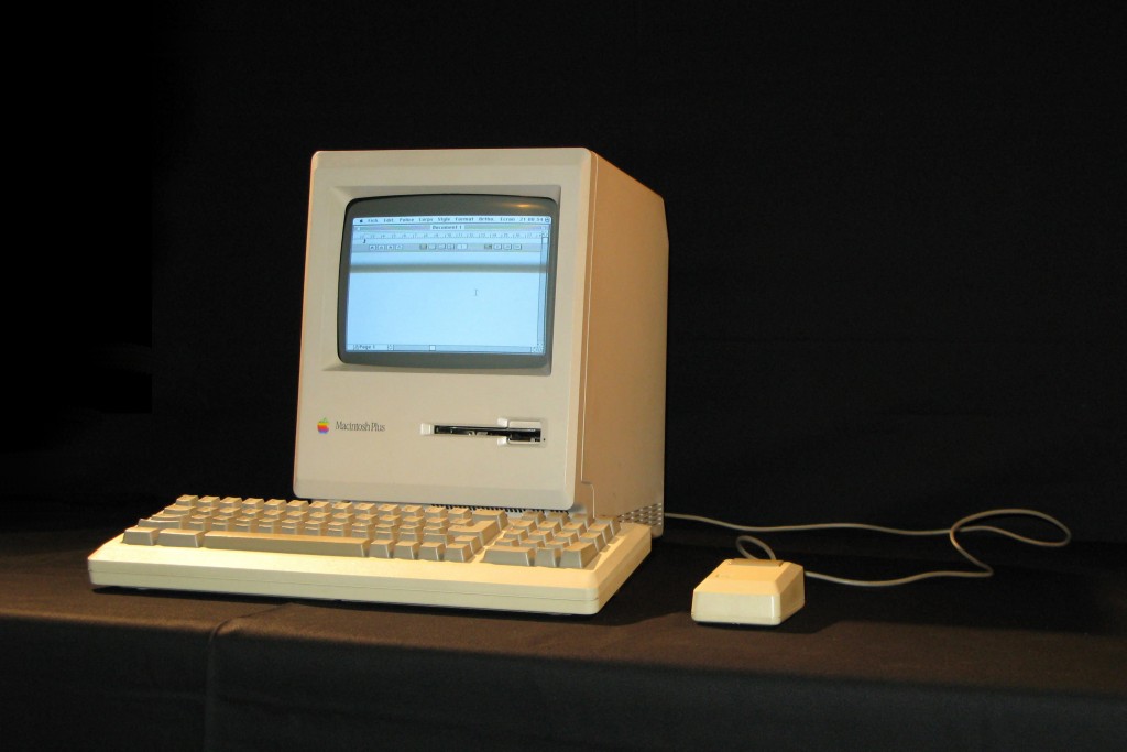 Mac-Plus-Roland-Hartmann